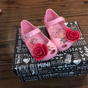 NIB mini Melissa ultragirl beauty & the beast sz 5